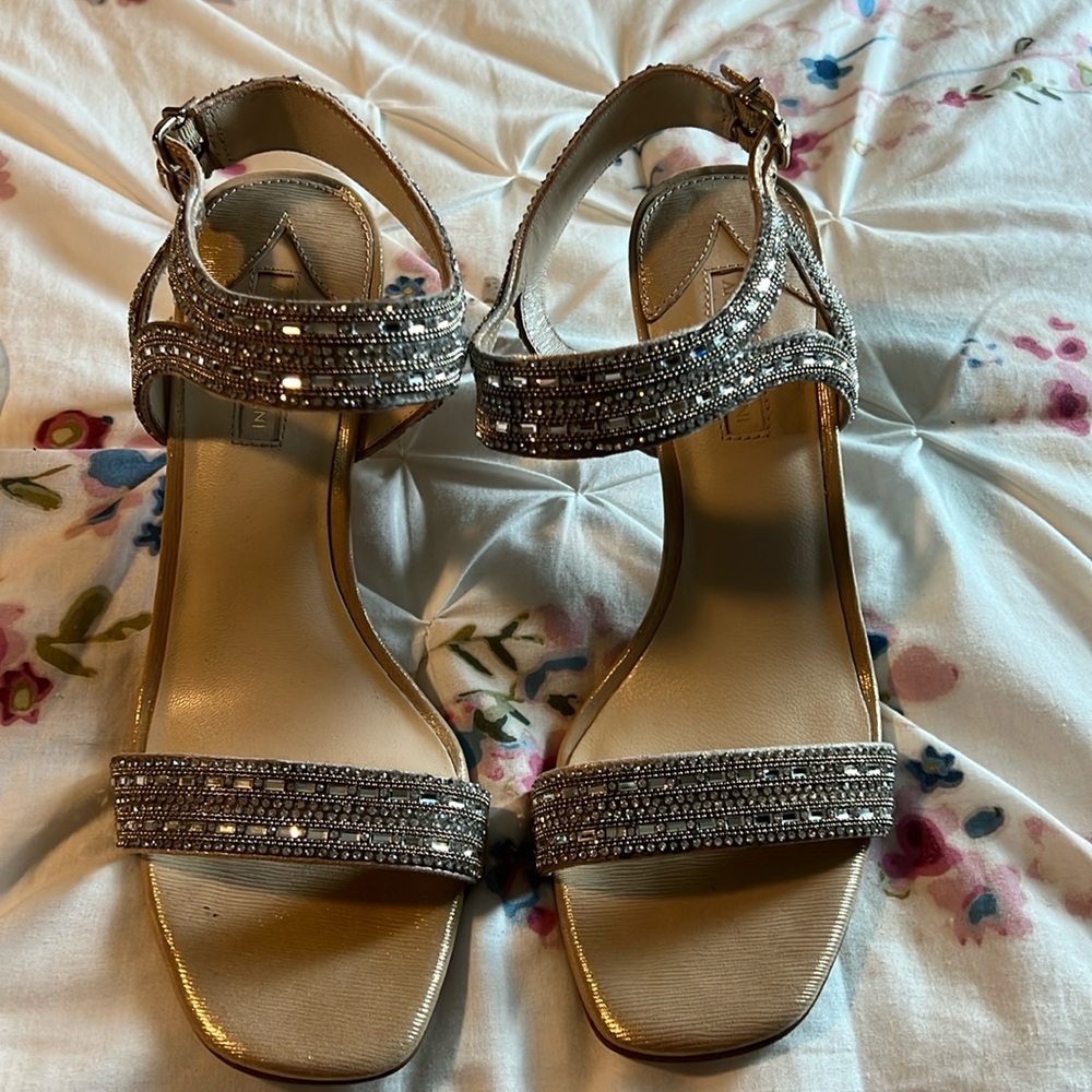 Antonio Melanie low heel beaded sandal